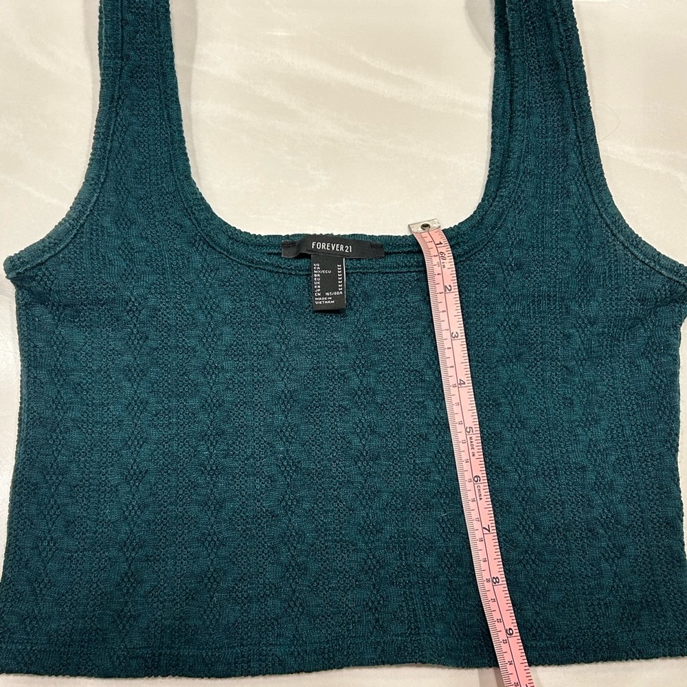 Crop top - Picture 4 of 5